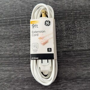 NEW GE 9 FT Indoor Extension Cord 3 Outlets 16 Gauge Wire Indoor Light Duty Only
